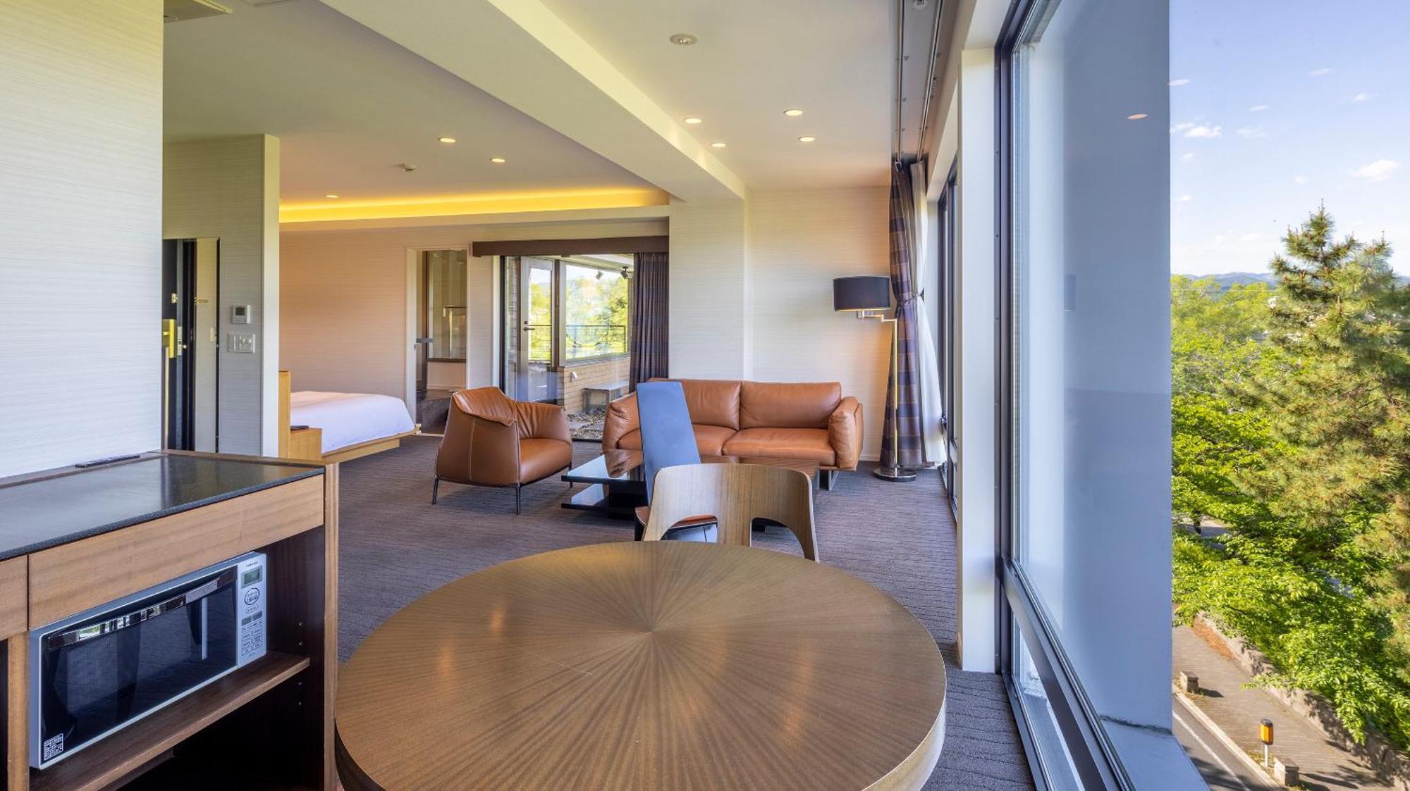 โรงแรม ริเวอร์เตะ คาโมงาวะ 3*